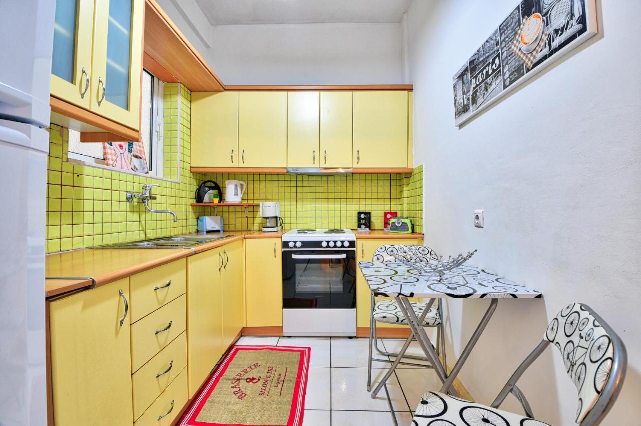 Lofos Apartment Атина Екстериор снимка