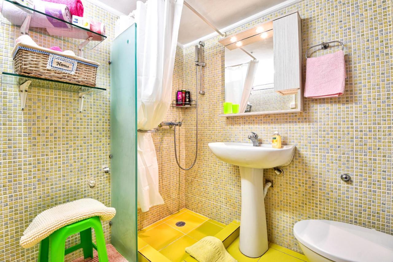 Lofos Apartment Атина Екстериор снимка